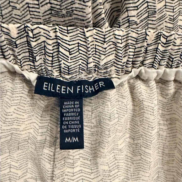 Eileen Fisher Broken Chevron Patterned Wide Crop Pants - Picture 5 of 6